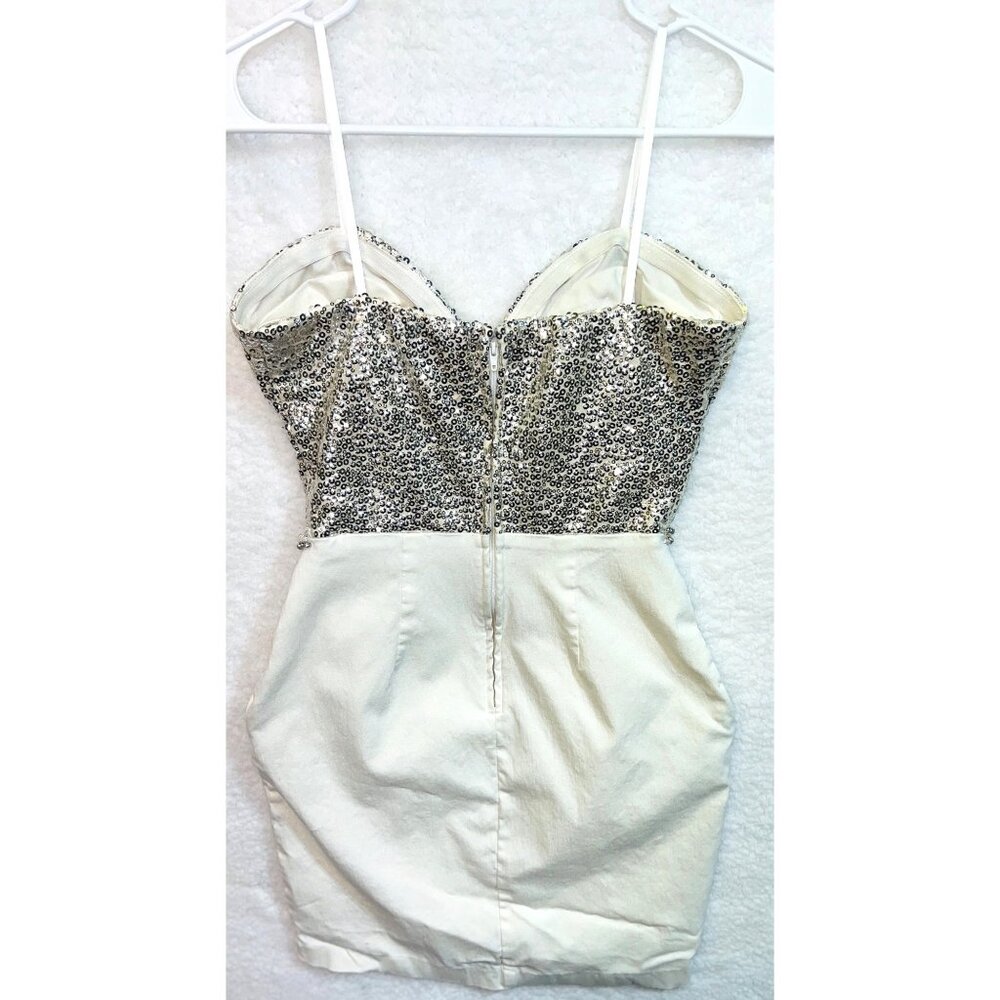 City Studio Silver Sequin & White Mini Dress w Spaghetti Straps and Pockets Sz 7 - Picture 2 of 8
